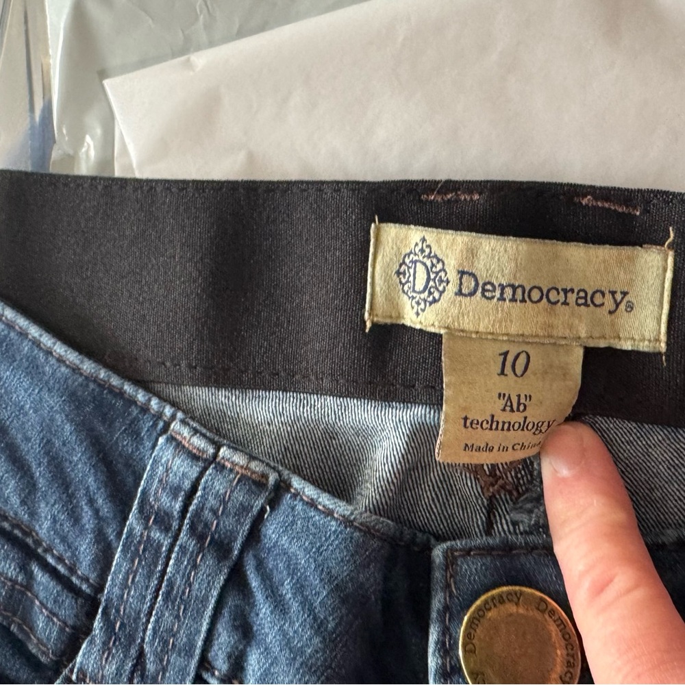 Democracy Women's Straight Leg Blue Jeans